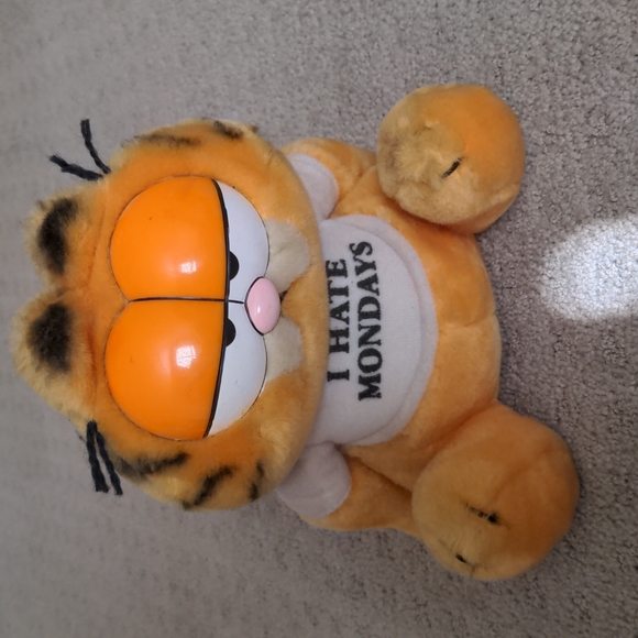 Other - Vintage Garfield "I hate Mondays" plush toy 1981